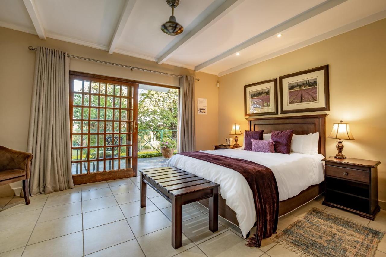 Country Lane Lodge Уайт-Ривер Экстерьер фото