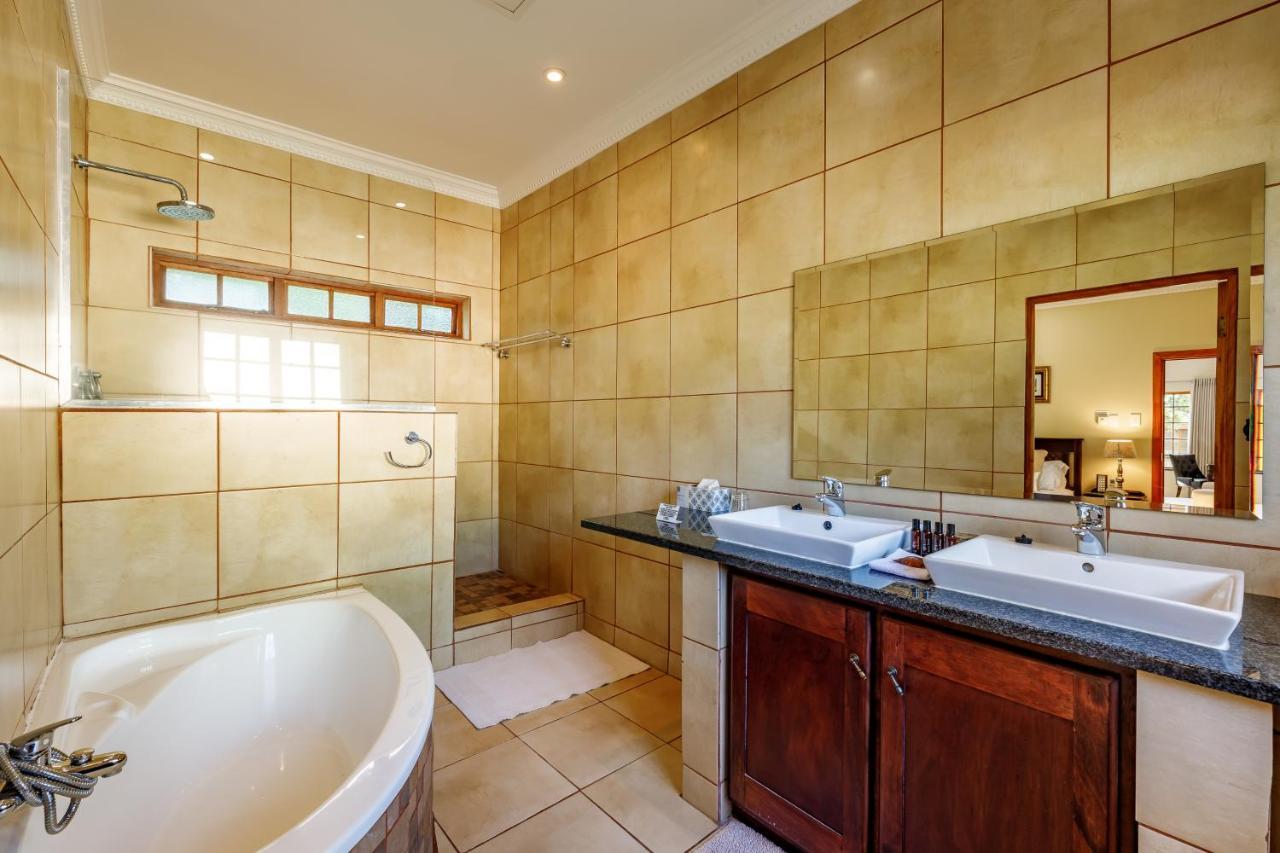 Country Lane Lodge Уайт-Ривер Экстерьер фото
