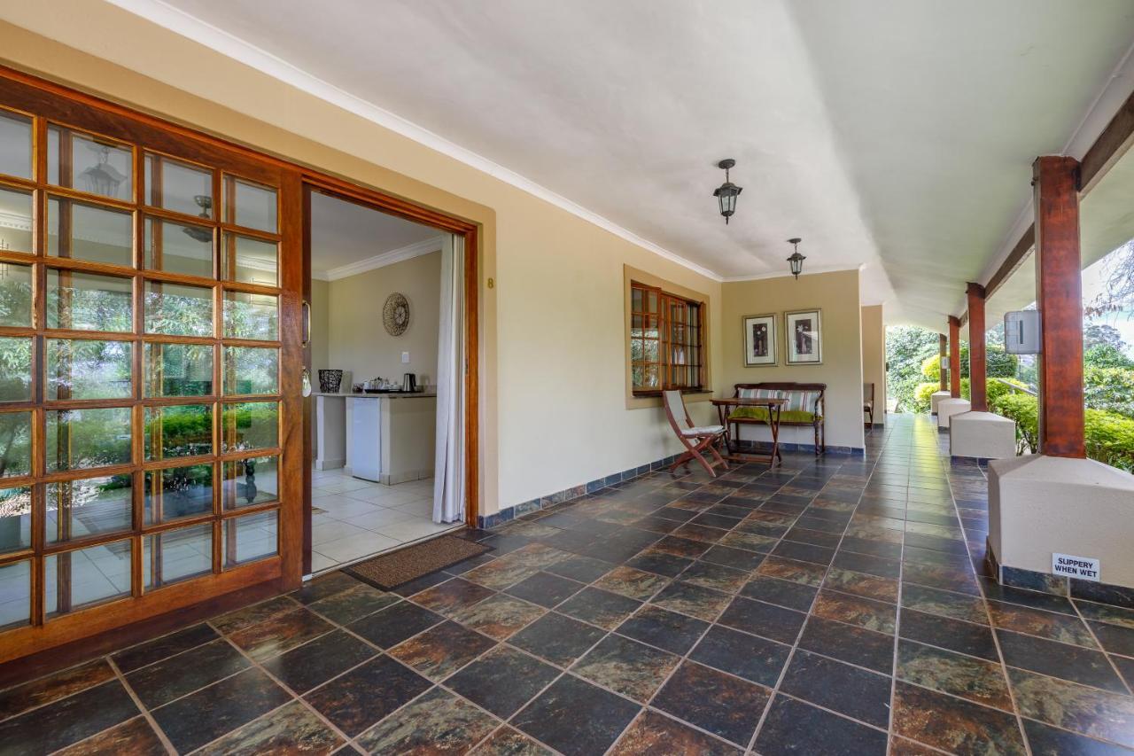 Country Lane Lodge Уайт-Ривер Экстерьер фото