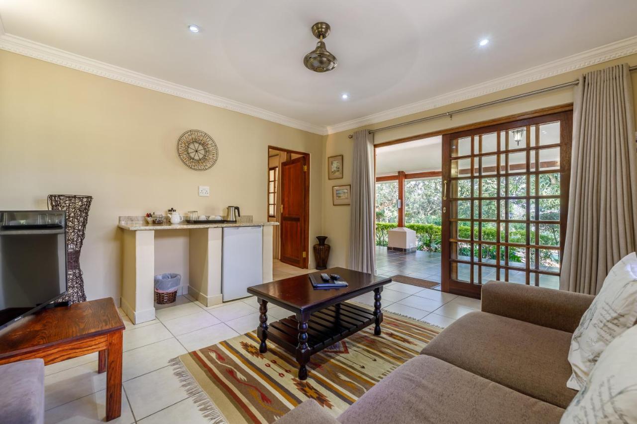Country Lane Lodge Уайт-Ривер Экстерьер фото