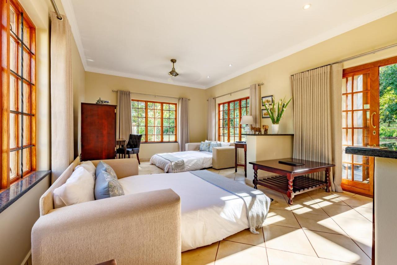 Country Lane Lodge Уайт-Ривер Экстерьер фото